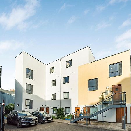 King'S Cross - 2Br With Terrace - Cityapartmentstay Лондон Екстер'єр фото