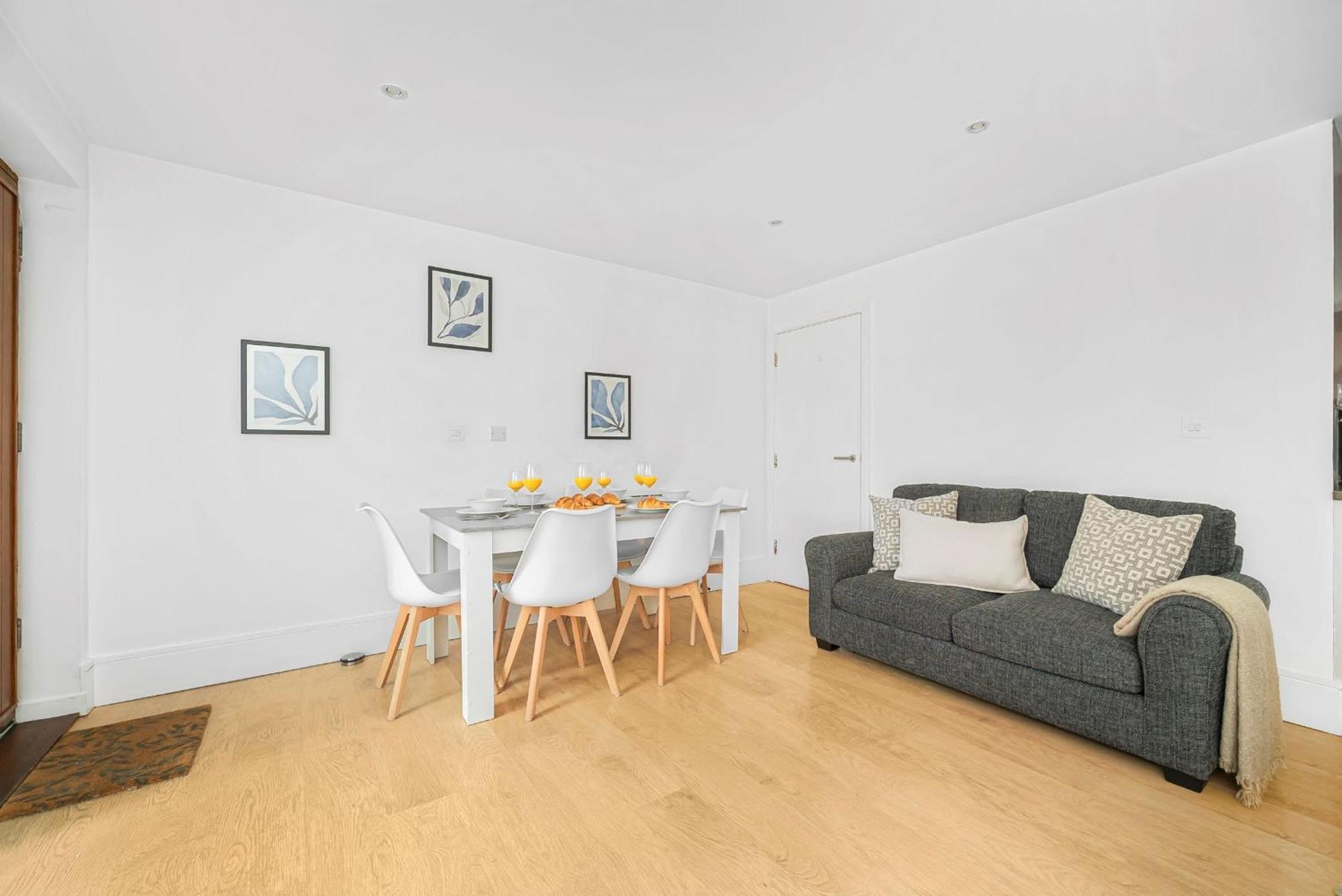 King'S Cross - 2Br With Terrace - Cityapartmentstay Лондон Екстер'єр фото
