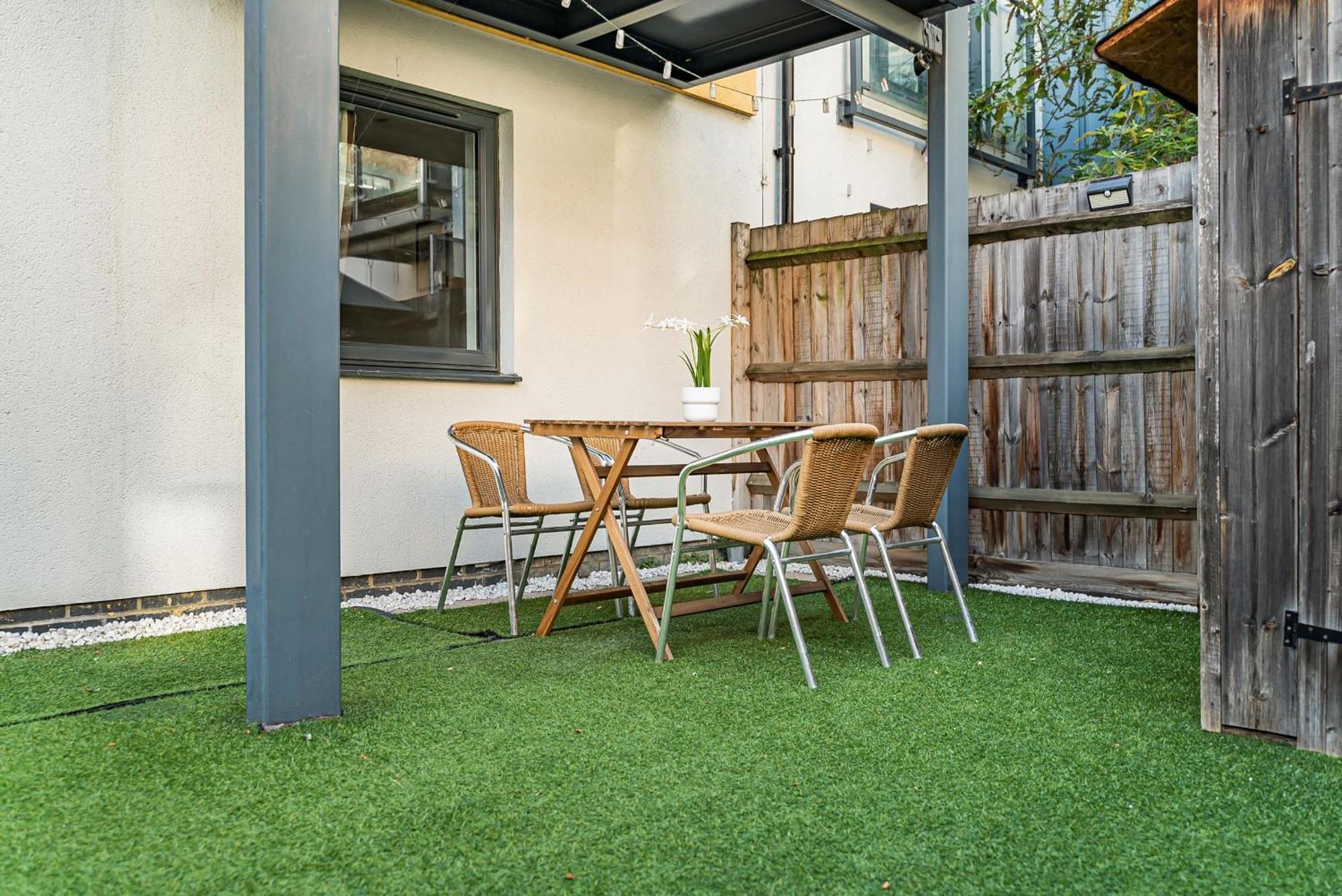 King'S Cross - 2Br With Terrace - Cityapartmentstay Лондон Екстер'єр фото
